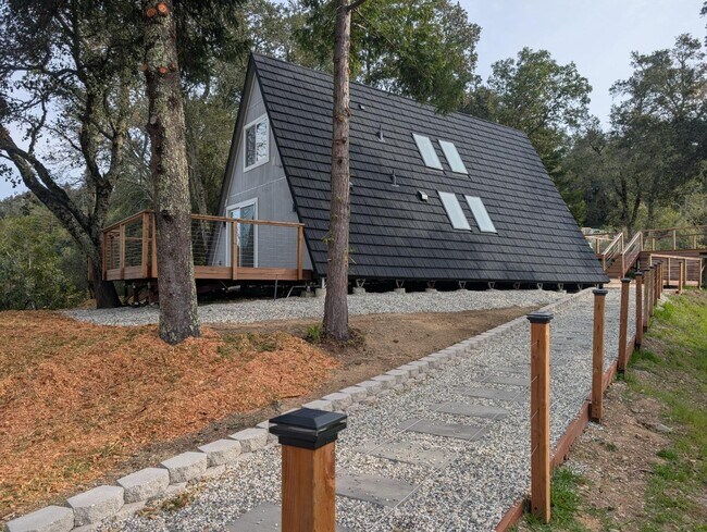 Building Photo - 23554 Mountain Charlie Rd
