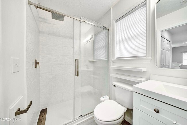 Building Photo - 2625 Lagoon Knoll Dr