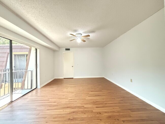 Building Photo - 2110 21st Ln