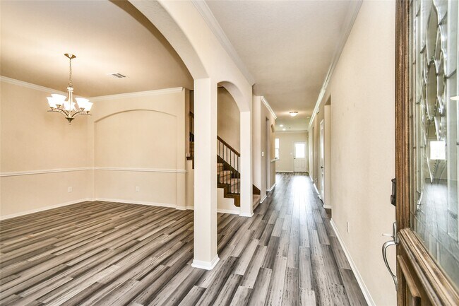 Building Photo - 9155 Monarch Field Ln