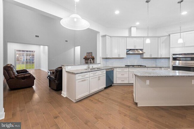 Building Photo - 105 Samjan Cir