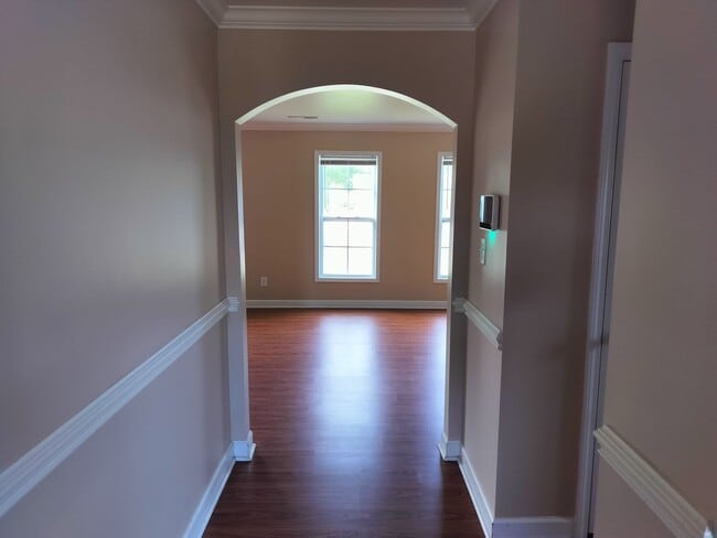 Building Photo - Ready in Raeford