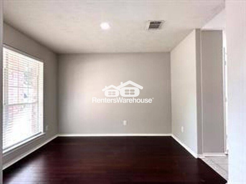 Building Photo - 24246 Arrow Star Dr