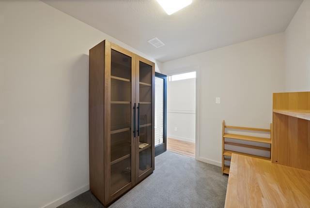 Building Photo - 5841 Oram St