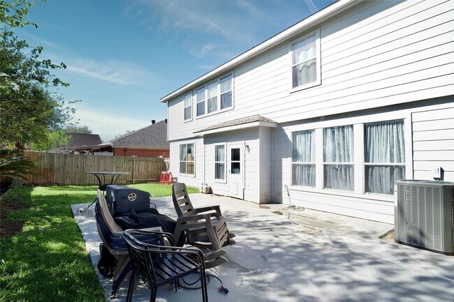 Building Photo - 9503 Lerin Ln