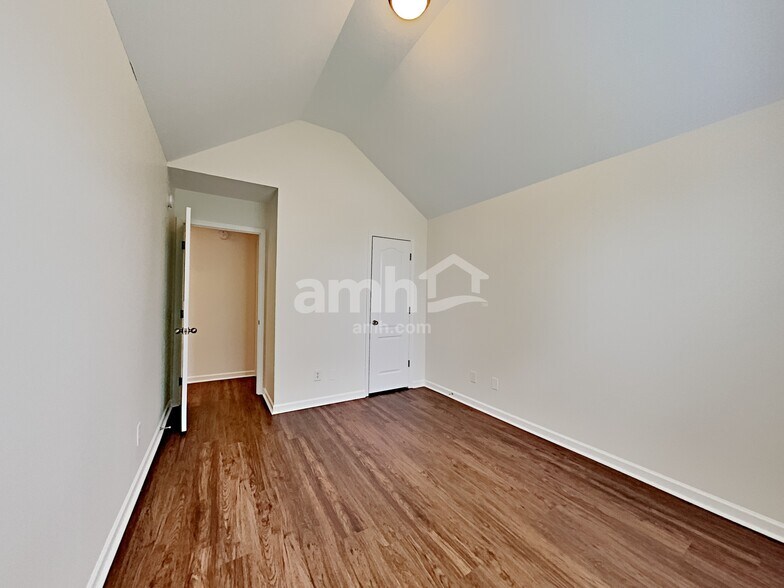 Building Photo - 101 Fawcett Ct