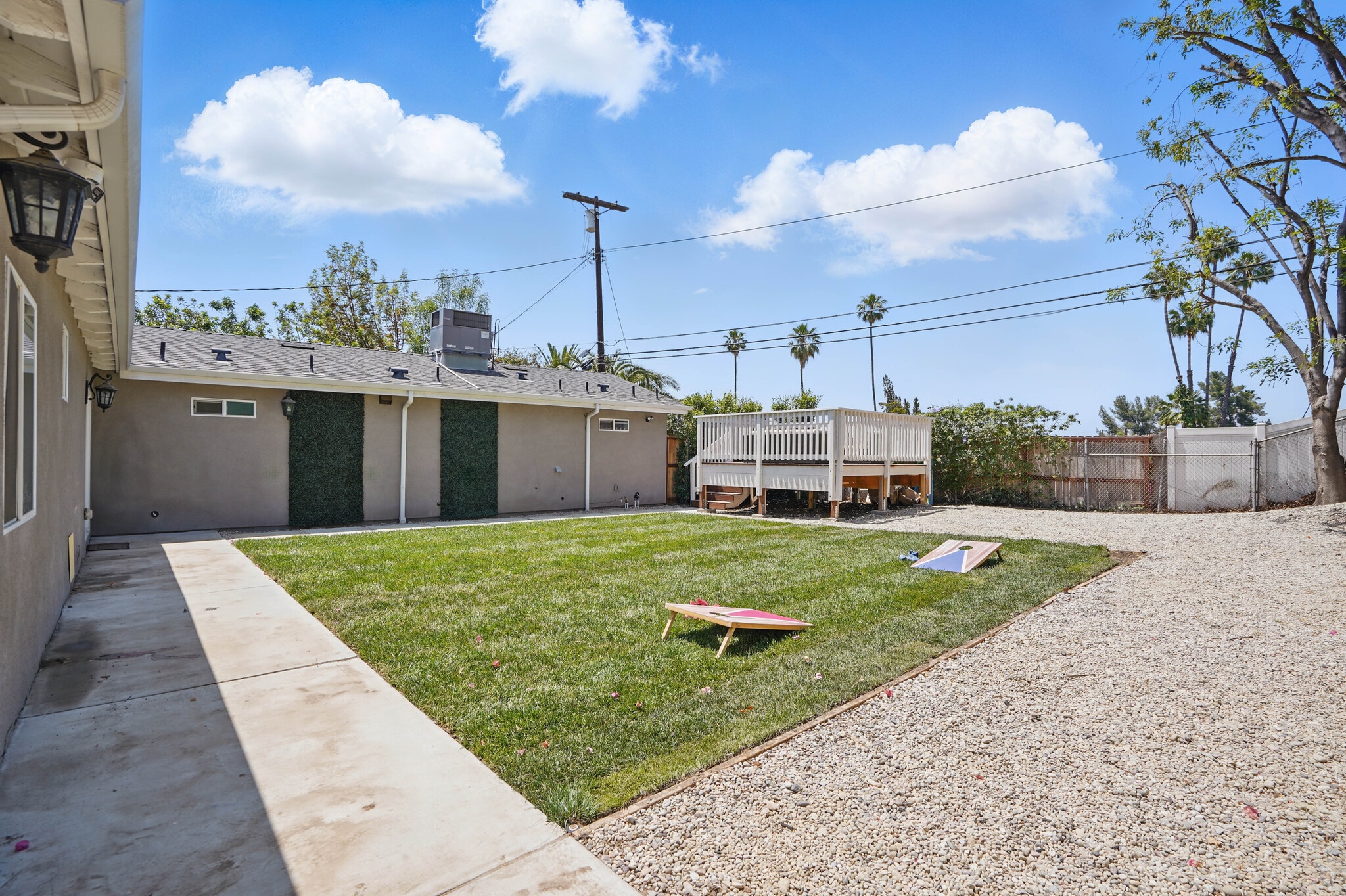 Building Photo - 20721 Clark St