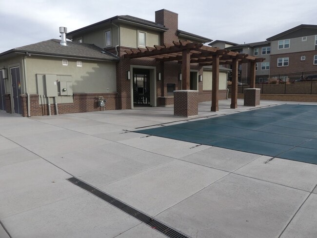 Building Photo - 3 Bedrooms! Close to the Mountains! 2 Car ...