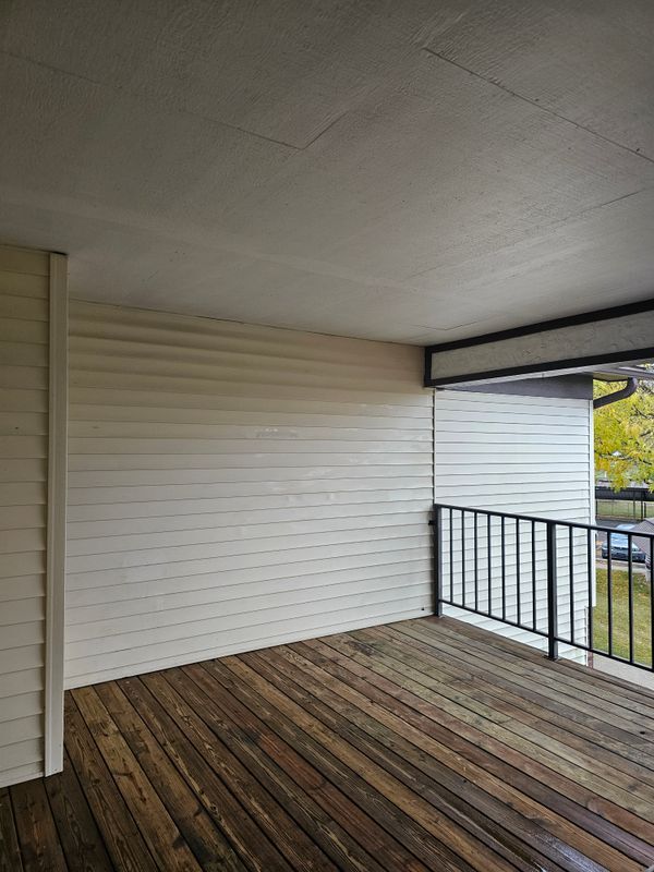 Building Photo - 29936 Utica Rd