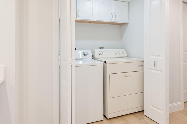 Building Photo - 4748 S Ocean Blvd