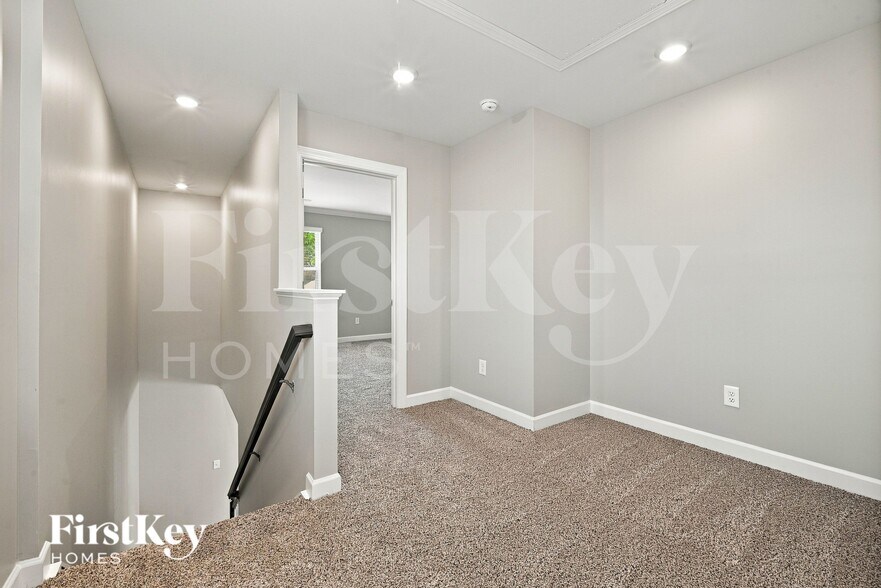 Building Photo - 14200 Laughing Gull Dr