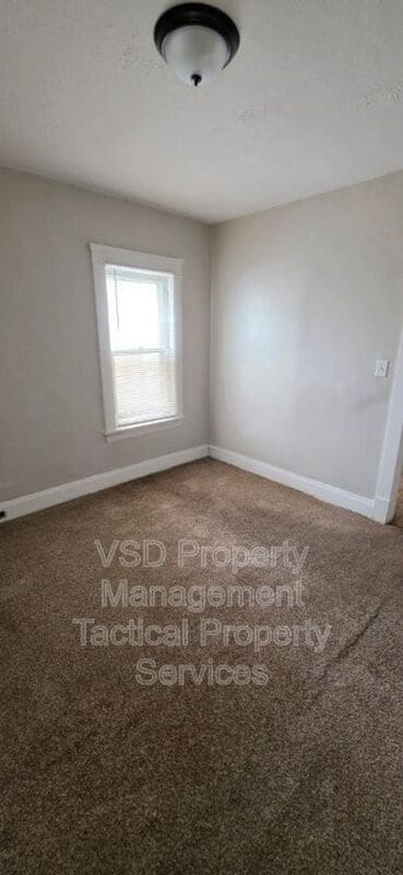 Building Photo - 12819 Edmonton Ave