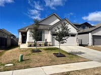 Building Photo - Del Valle Sundance Crossing / 4 bedrooms, 2 baths, 1 story home / Like New built 2021 / Refrigera...