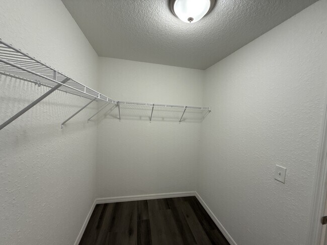 Building Photo - 235 Locust Pass Cir