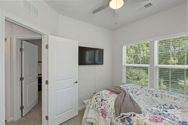 Building Photo - 4113 Edenborn Ln