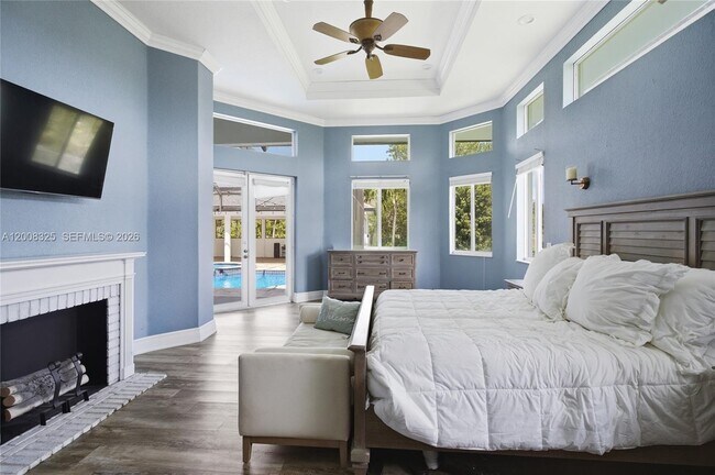 Building Photo - 20401 SW 48th Pl