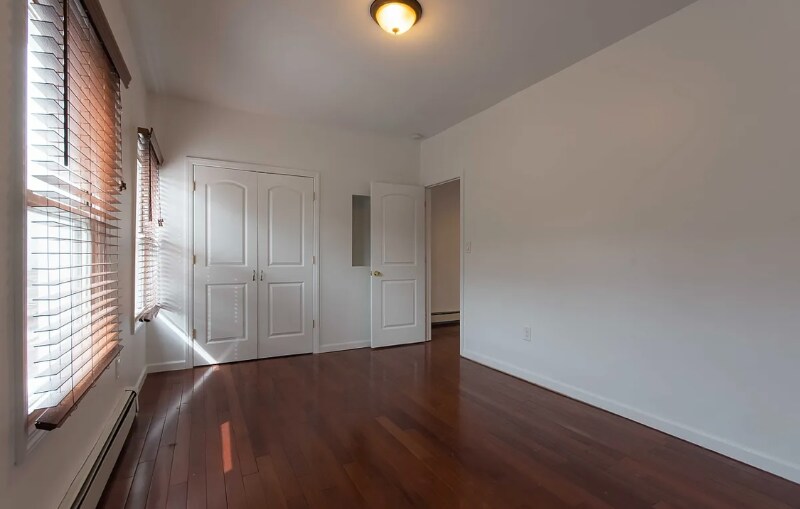 Building Photo - 1036 Lorimer St