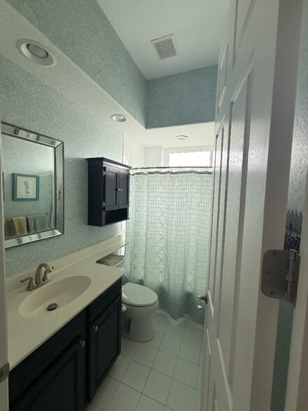 Building Photo - 4968 Bridgehampton Blvd