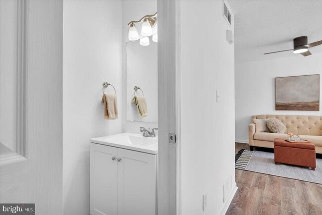 Building Photo - 2524 Andria Ct