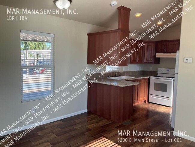 Building Photo - 5200 E Main St