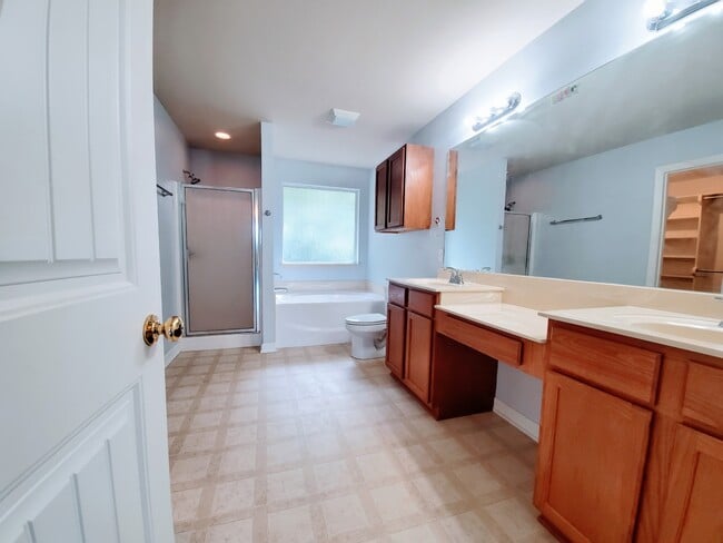 Building Photo - 5866 Palo Pinto Dr