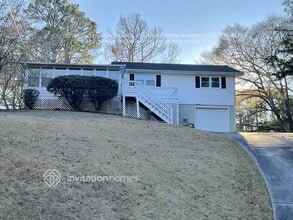 Building Photo - 504 Rivercrest Dr