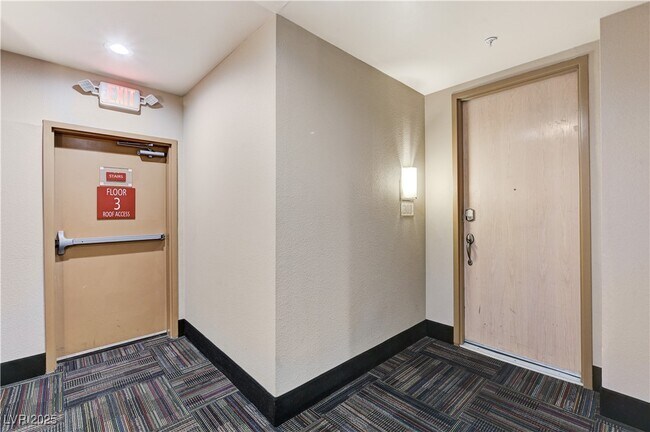Building Photo - 75 E Agate Ave