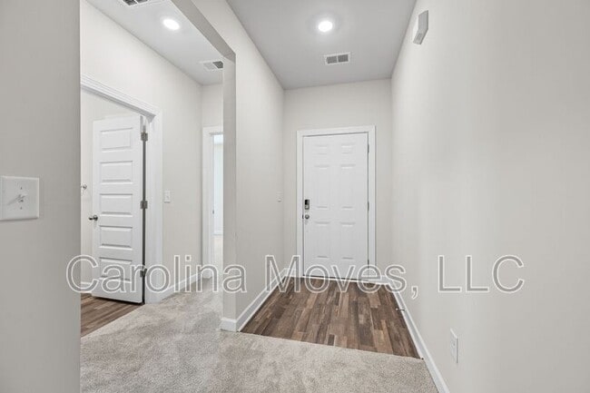 Building Photo - 628 Grays Creek Rd