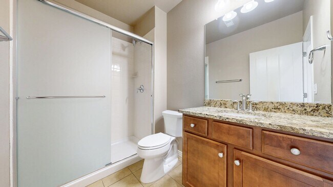 Building Photo - Great Home in Loveland