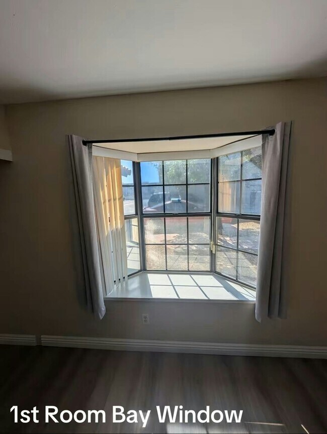 Building Photo - 609 Spyglass Ln