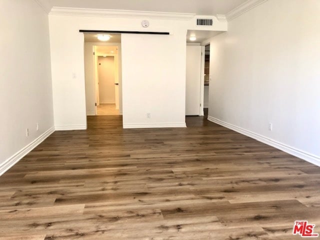 Building Photo - 435 N Oakhurst Dr