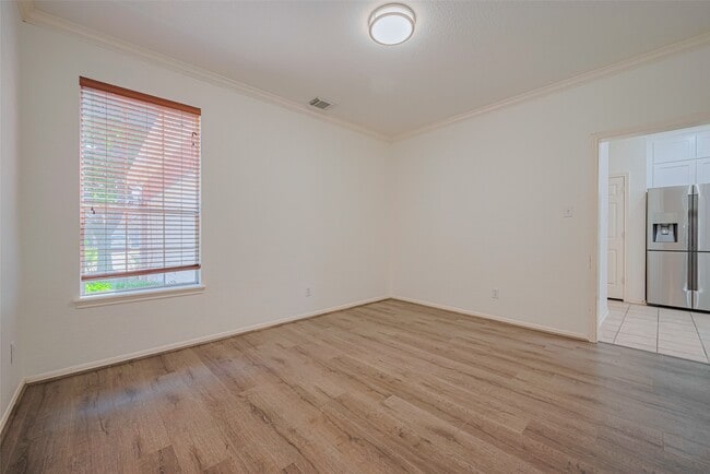 Building Photo - 3630 Shady Grove Dr