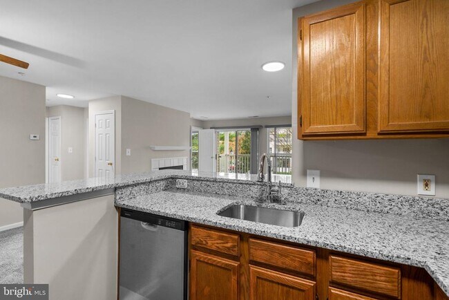 Building Photo - 5911 Millrace Ct