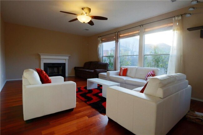 Building Photo - 11008 Crazy Well Dr