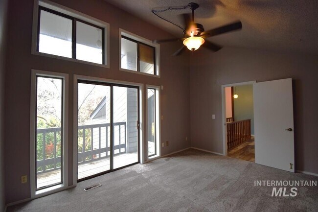 Building Photo - 7344 Modoc St