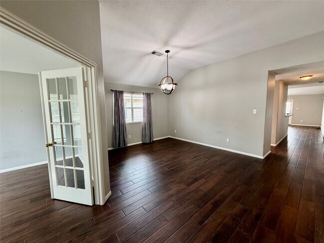 Building Photo - 25206 Barmby Dr