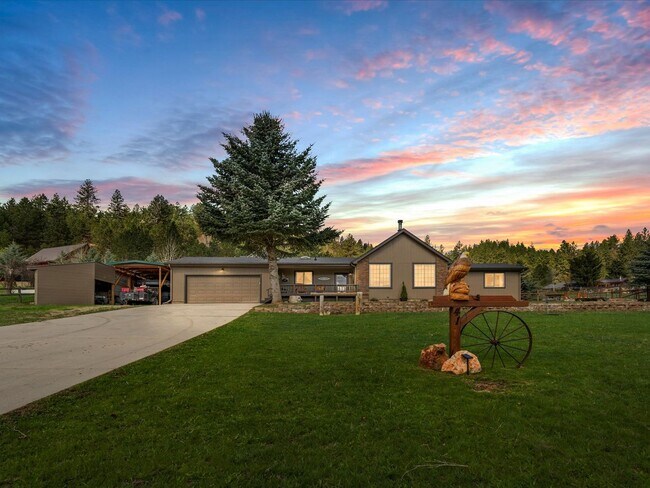 Building Photo - Spacious Single-Level Home in Wilderness Ranch