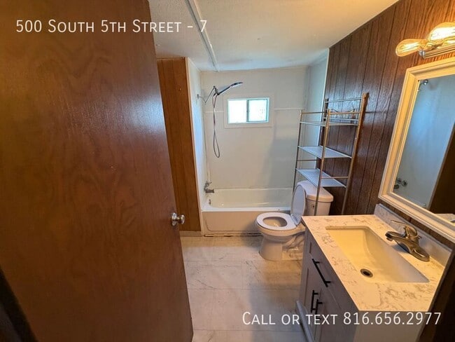 Building Photo - 500 S 5th St