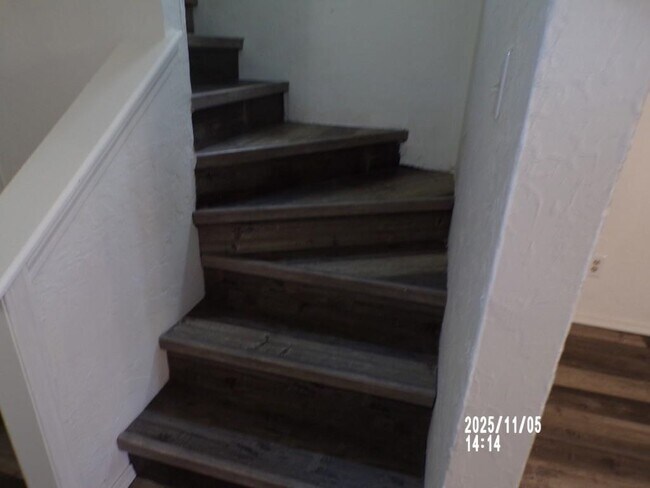 Building Photo - 2905 NE Tortoise Dr