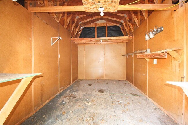 Building Photo - 1304 Woodlawn St