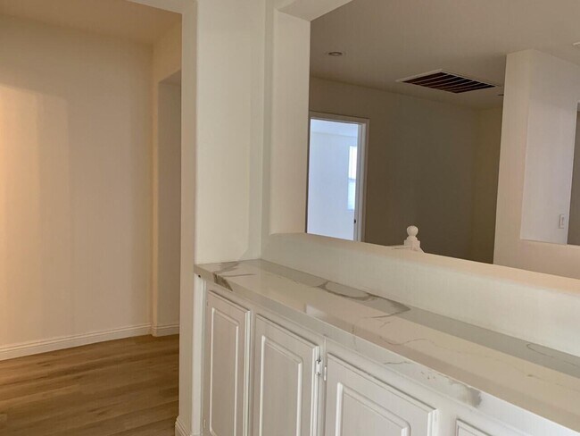 Building Photo - 27407 Honey Scented Rd