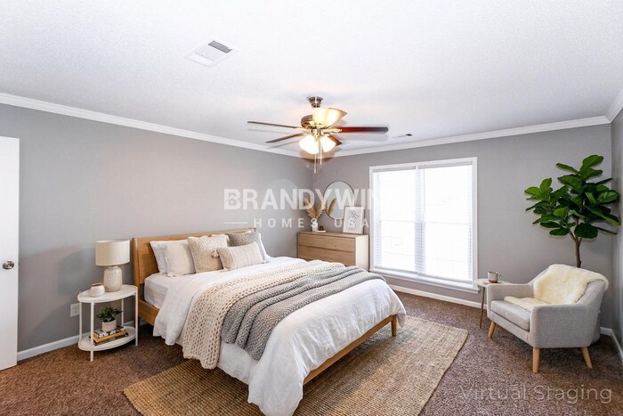 Building Photo - 8606 Dena Cove W