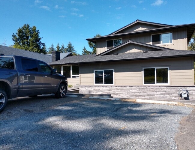 Primary Photo - 2235 Electric Ave