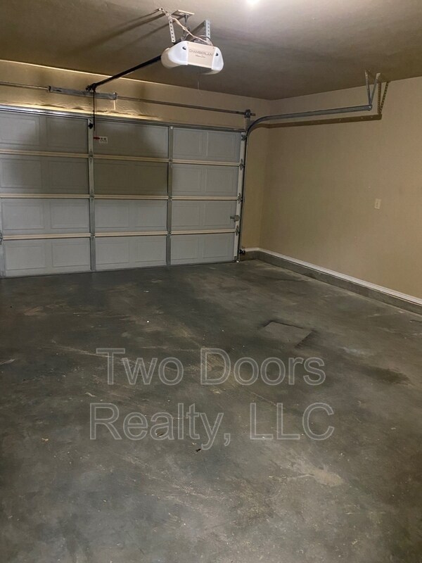 Building Photo - 7921 Frye Ln
