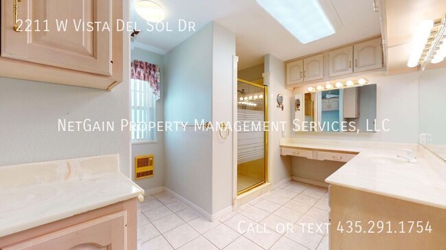 Building Photo - 2211 W Vista Del Sol Dr