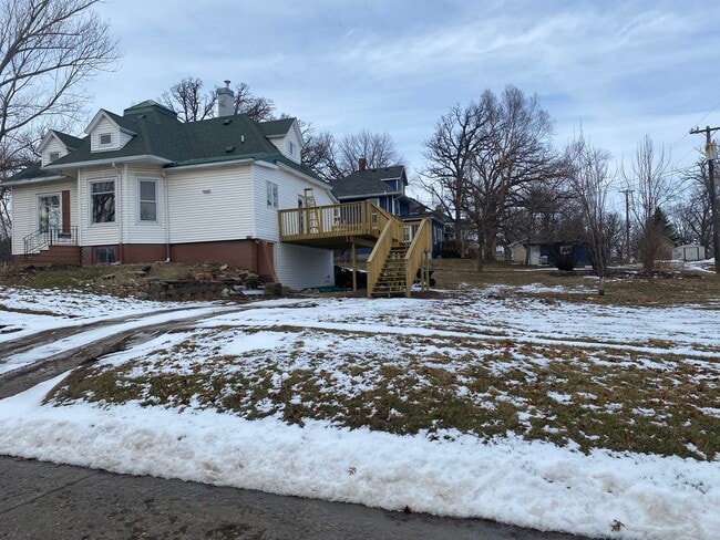 Building Photo - 4 bedroom 1.5 bath house in Tama Iowa