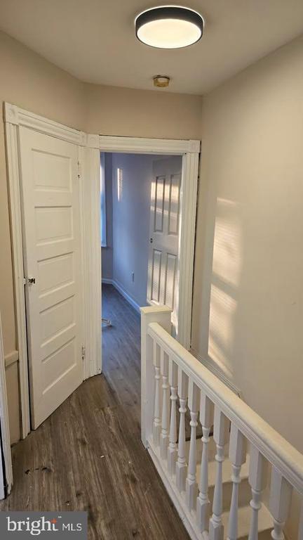 Building Photo - 1515 N 60th St