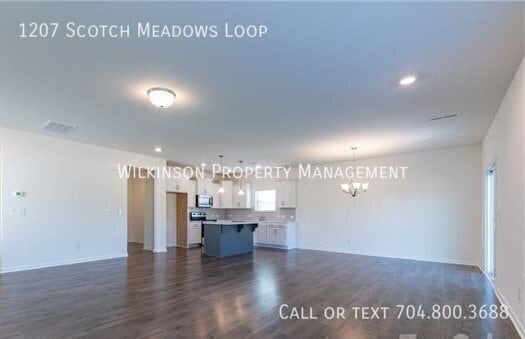 Building Photo - 1207 Scotch Mdws Lp