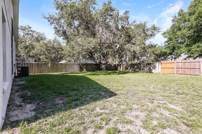 Building Photo - 11239 Lake Lanier Dr