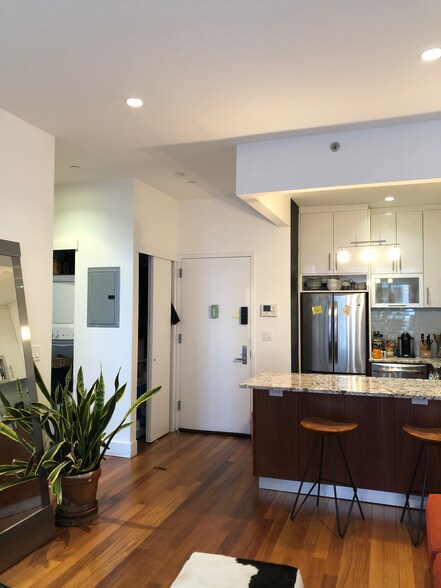 Building Photo - 4118 27th St